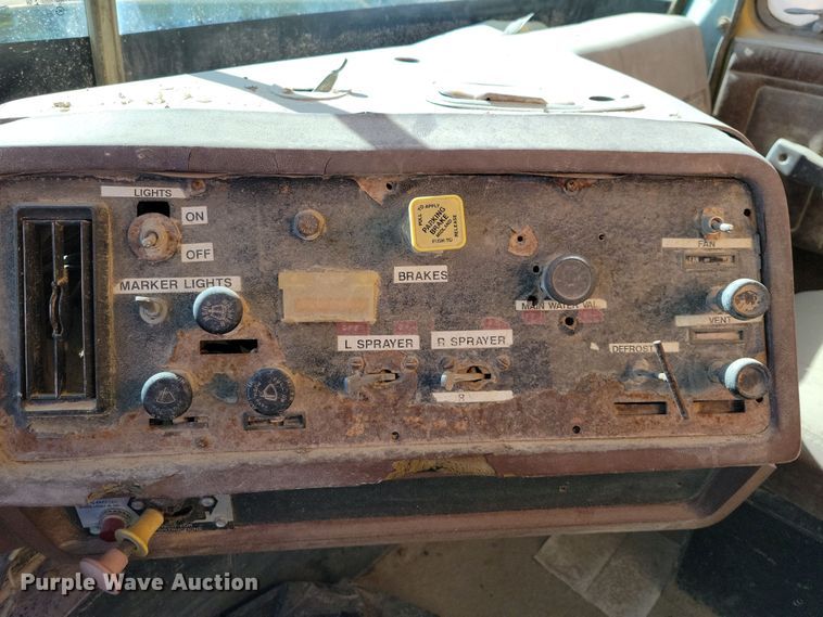 image for item NB9970 1979 Autocar Construcktor water truck