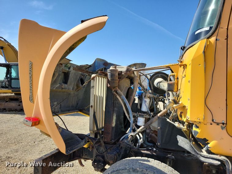 image for item NB9970 1979 Autocar Construcktor water truck