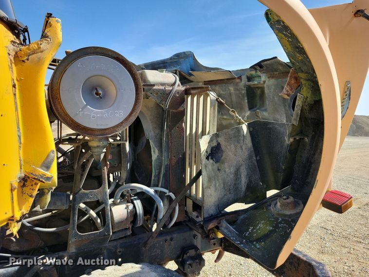 image for item NB9970 1979 Autocar Construcktor water truck