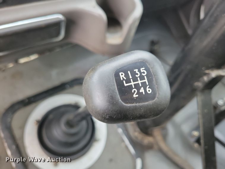 image for item NB9979 2005 Freightliner  Business Class M2 oil distributor truck