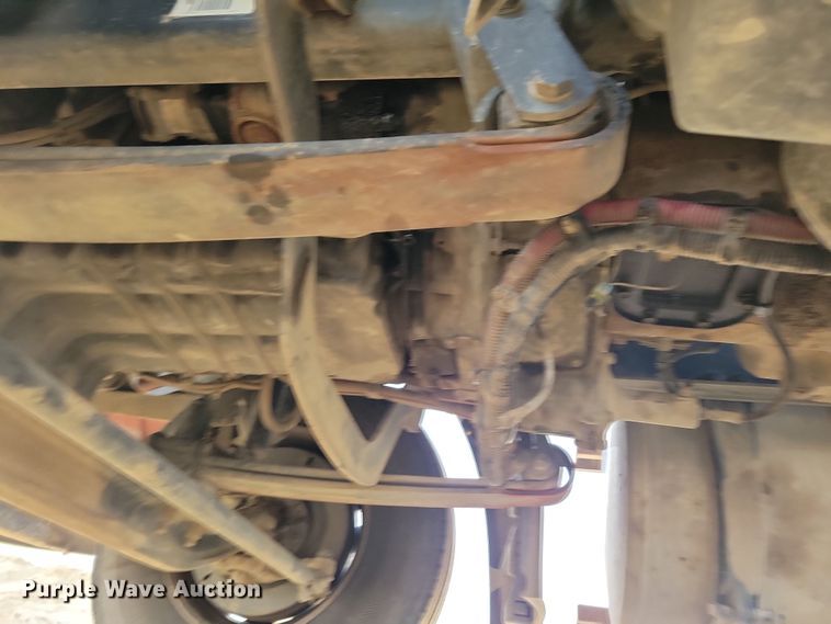 image for item NB9982 2014 Freightliner Cascadia 125 semi truck