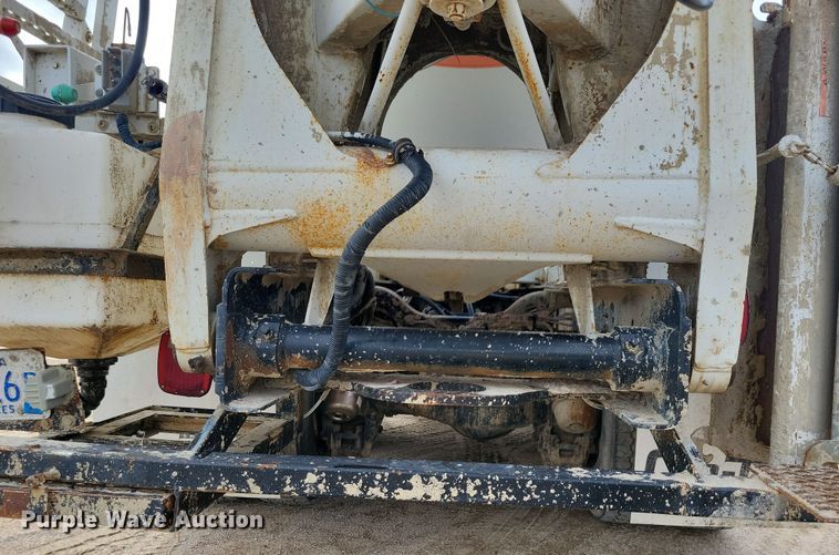 image for item NB9983 1991 Mack RD690S ready mix truck