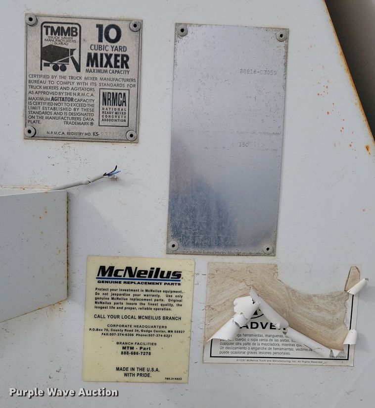 image for item NB9983 1991 Mack RD690S ready mix truck