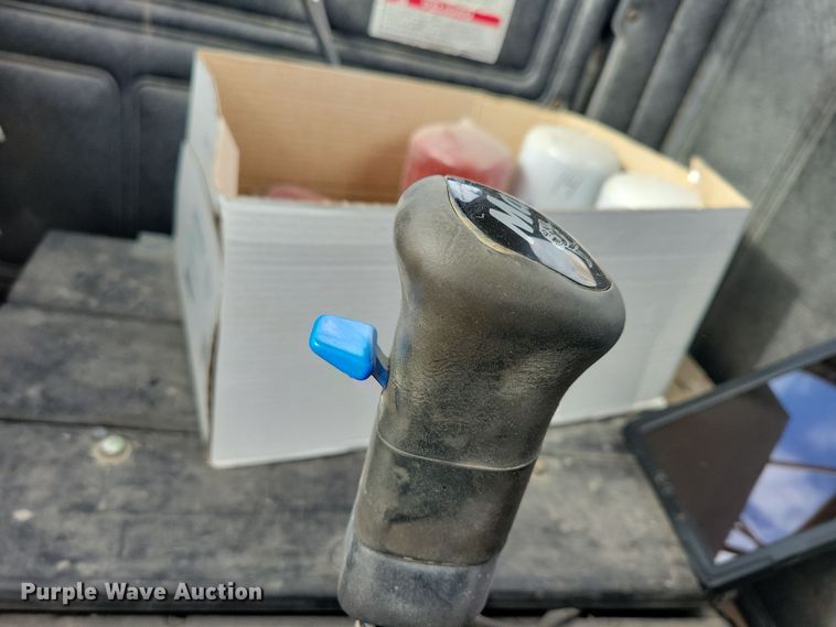 image for item NB9983 1991 Mack RD690S ready mix truck