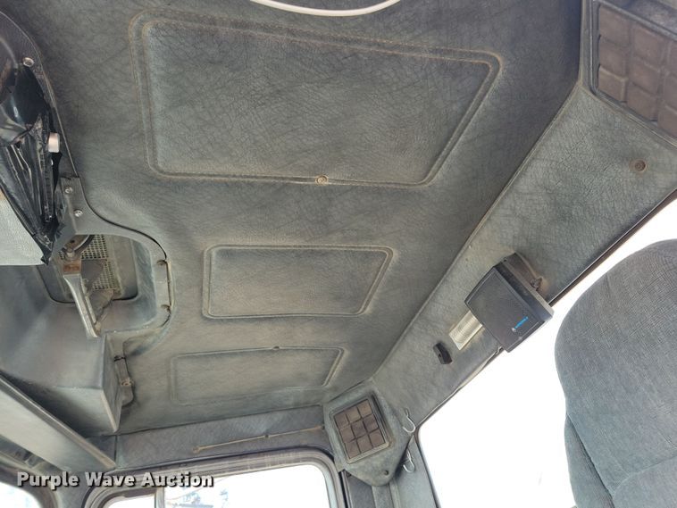 image for item NB9983 1991 Mack RD690S ready mix truck