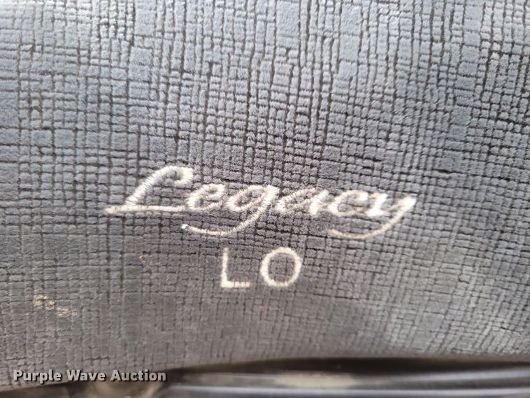 image for item NB9983 1991 Mack RD690S ready mix truck