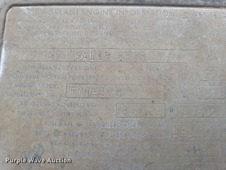 image for item NB9983 1991 Mack RD690S ready mix truck