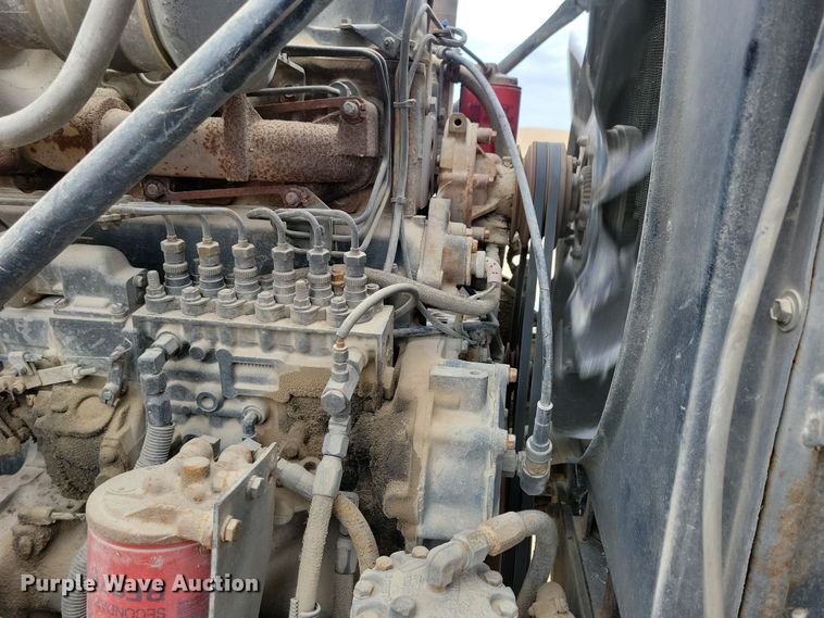 image for item NB9983 1991 Mack RD690S ready mix truck