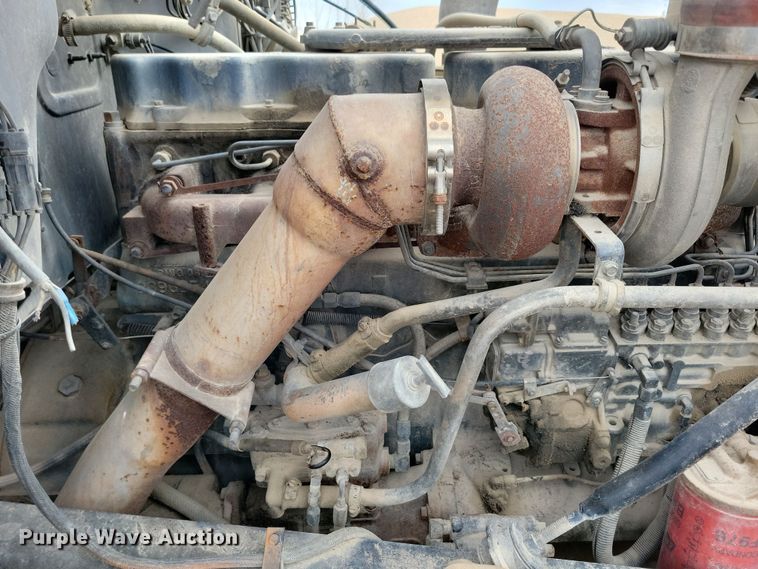 image for item NB9983 1991 Mack RD690S ready mix truck