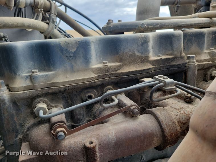 image for item NB9983 1991 Mack RD690S ready mix truck