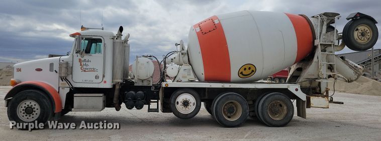 image for item NB9984 2004 Peterbilt 357 ready mix truck