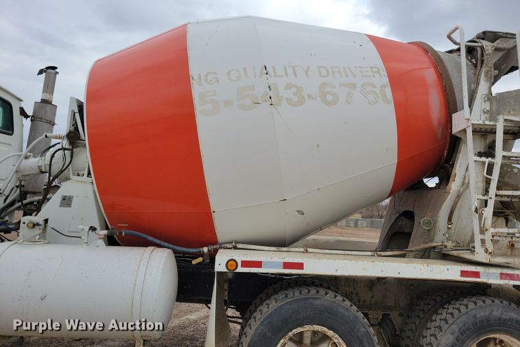 image for item NB9985 1999 Sterling LT8513 ready mix truck