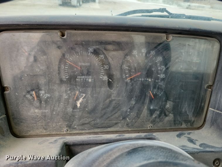 image for item NB9985 1999 Sterling LT8513 ready mix truck