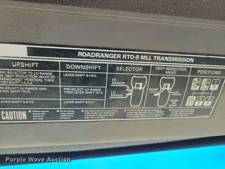 image for item NB9985 1999 Sterling LT8513 ready mix truck