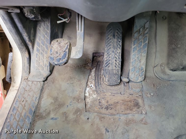 image for item NB9985 1999 Sterling LT8513 ready mix truck