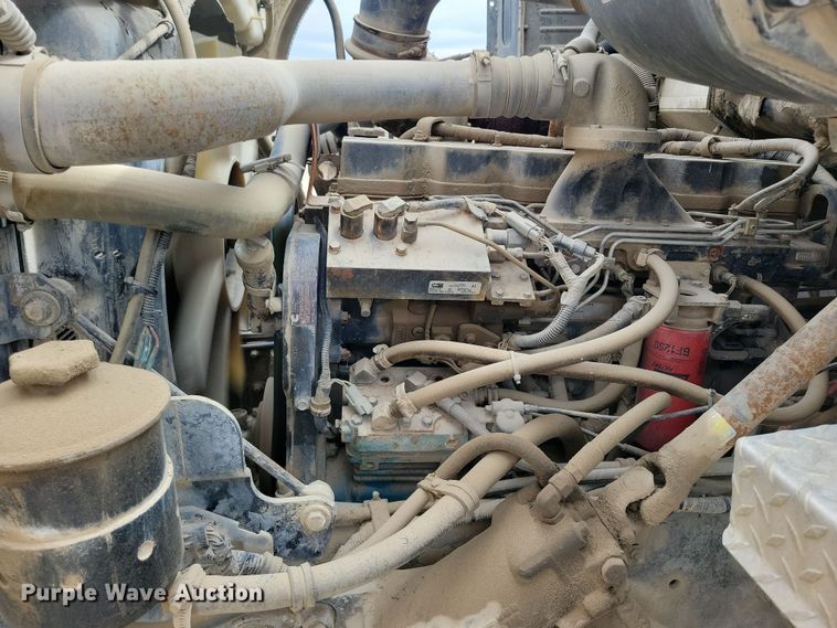 image for item NB9985 1999 Sterling LT8513 ready mix truck