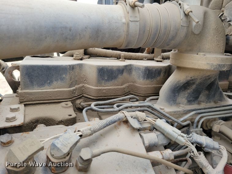 image for item NB9985 1999 Sterling LT8513 ready mix truck