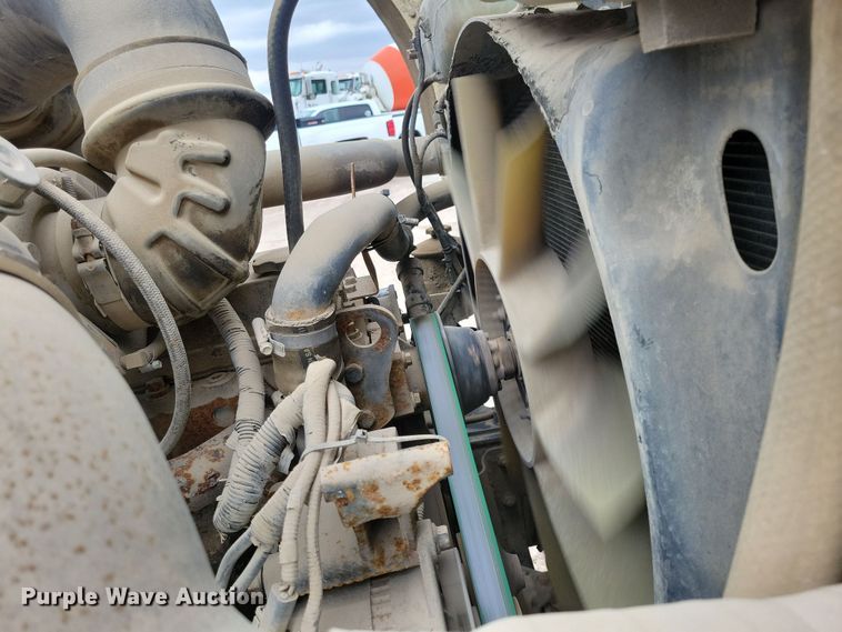 image for item NB9985 1999 Sterling LT8513 ready mix truck