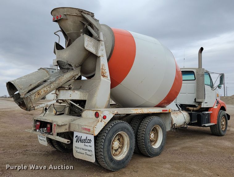 image for item NB9986 1999 Sterling LT8513 ready mix truck