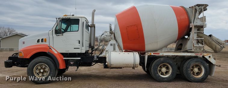 image for item NB9986 1999 Sterling LT8513 ready mix truck