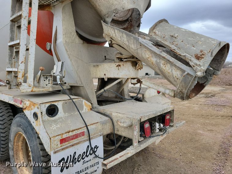 image for item NB9986 1999 Sterling LT8513 ready mix truck