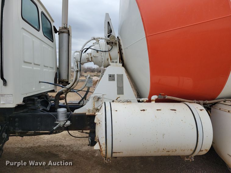 image for item NB9986 1999 Sterling LT8513 ready mix truck