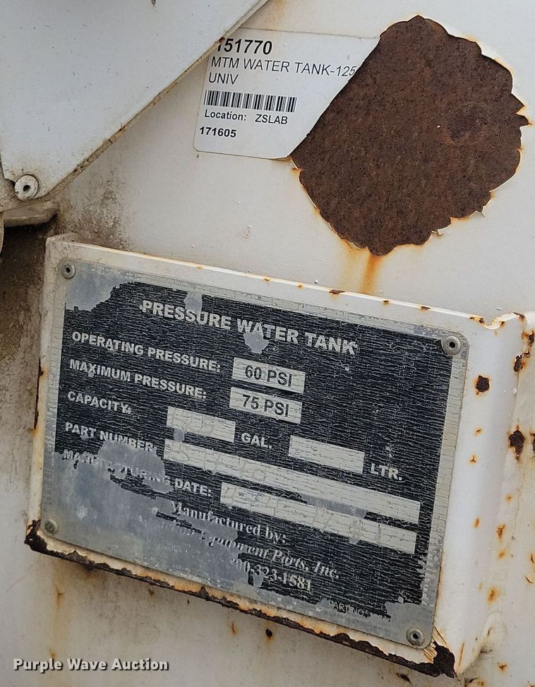 image for item NB9986 1999 Sterling LT8513 ready mix truck