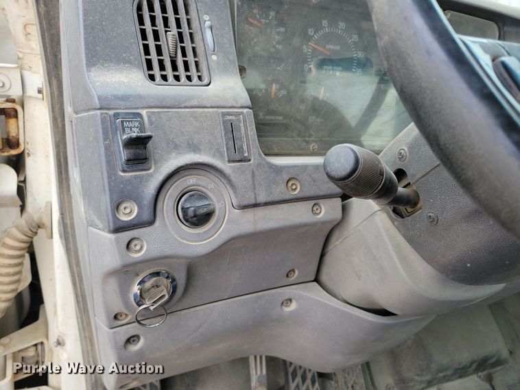 image for item NB9986 1999 Sterling LT8513 ready mix truck