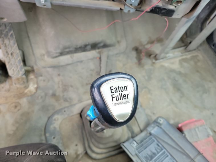 image for item NB9986 1999 Sterling LT8513 ready mix truck