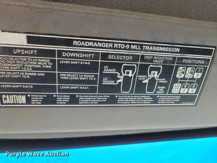 image for item NB9986 1999 Sterling LT8513 ready mix truck
