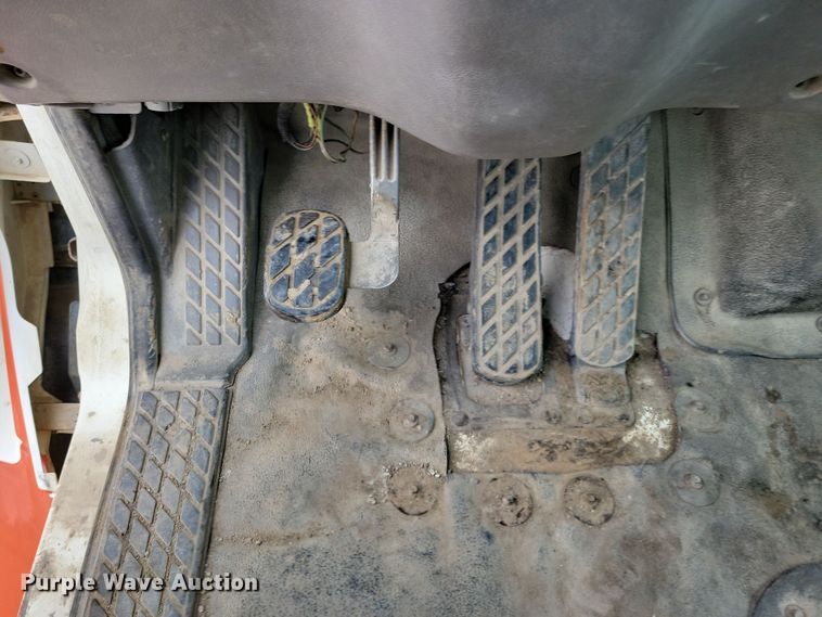 image for item NB9986 1999 Sterling LT8513 ready mix truck