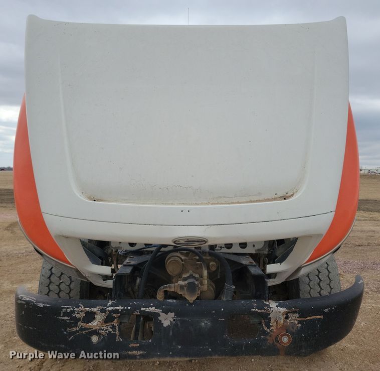 image for item NB9986 1999 Sterling LT8513 ready mix truck