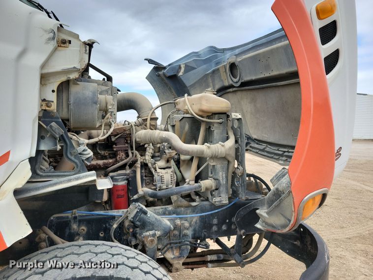 image for item NB9986 1999 Sterling LT8513 ready mix truck