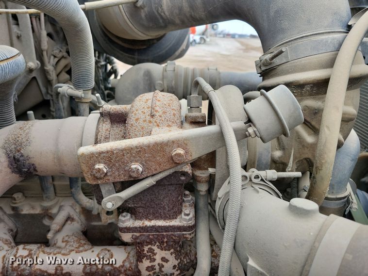 image for item NB9986 1999 Sterling LT8513 ready mix truck