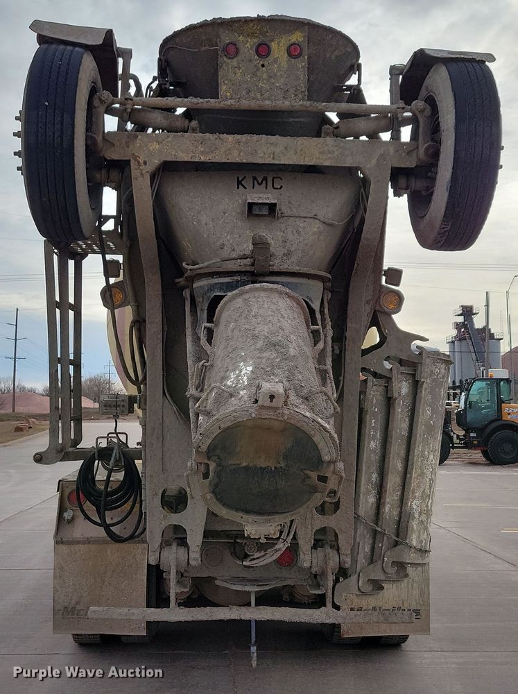 image for item NB9990 2006 Kenworth W900 ready mix truck