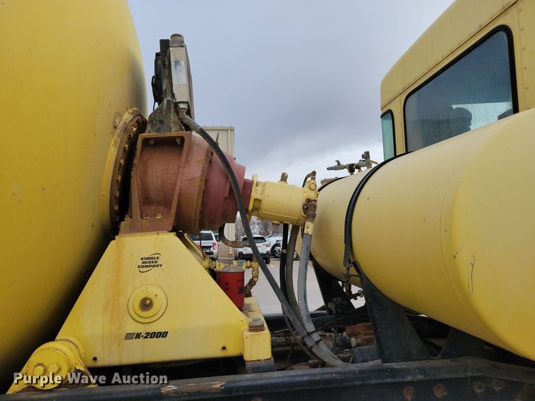 image for item NB9990 2006 Kenworth W900 ready mix truck