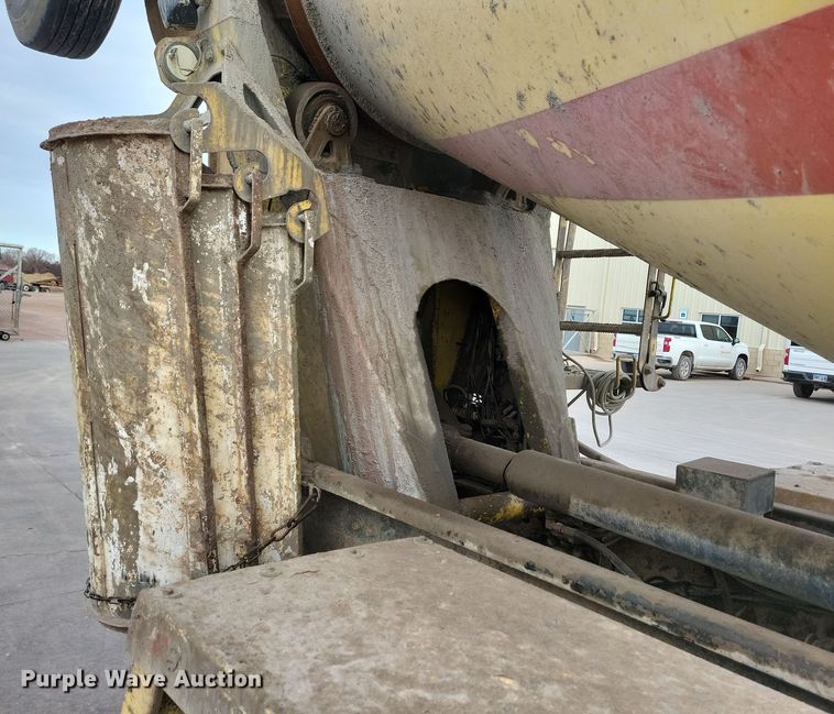 image for item NB9990 2006 Kenworth W900 ready mix truck