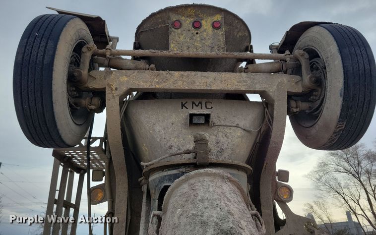 image for item NB9990 2006 Kenworth W900 ready mix truck