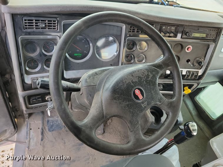 image for item NB9990 2006 Kenworth W900 ready mix truck