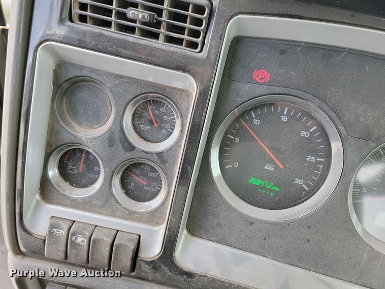 image for item NB9990 2006 Kenworth W900 ready mix truck