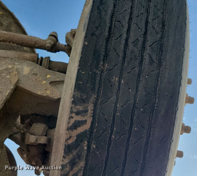 image for item NB9990 2006 Kenworth W900 ready mix truck