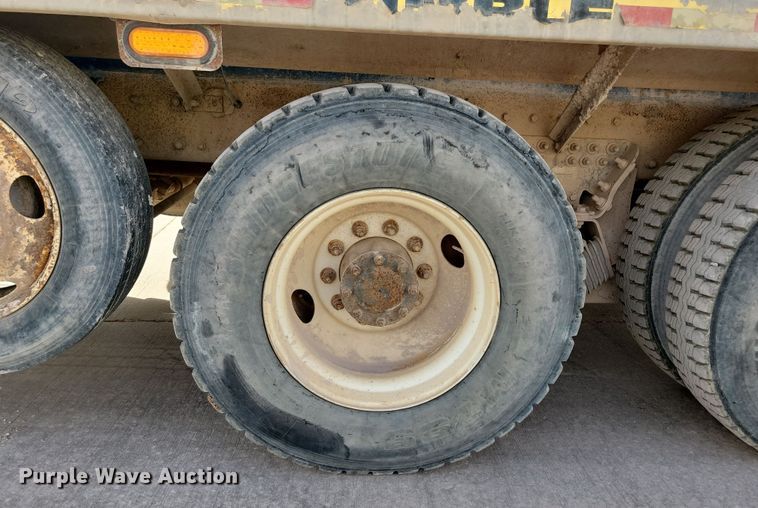 image for item NB9990 2006 Kenworth W900 ready mix truck