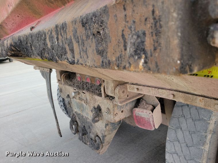 image for item NB9991 2006 Sterling L9500 dump truck