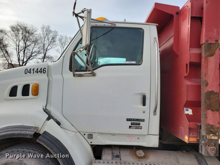 image for item NB9991 2006 Sterling L9500 dump truck