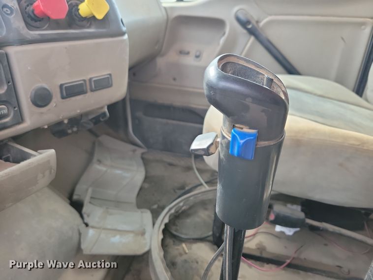 image for item NB9991 2006 Sterling L9500 dump truck