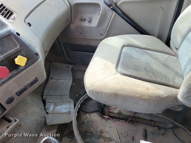 image for item NB9991 2006 Sterling L9500 dump truck