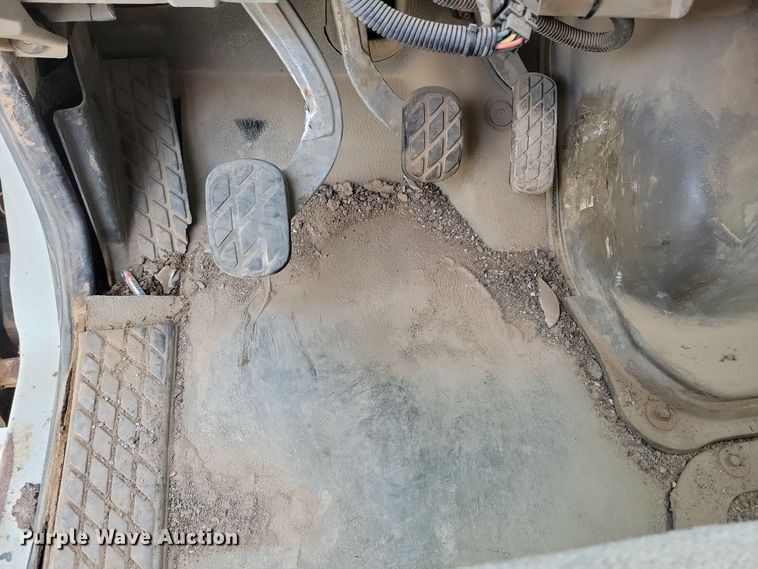 image for item NB9991 2006 Sterling L9500 dump truck