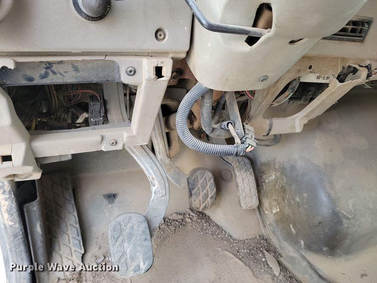 image for item NB9991 2006 Sterling L9500 dump truck