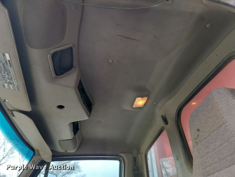 image for item NB9991 2006 Sterling L9500 dump truck