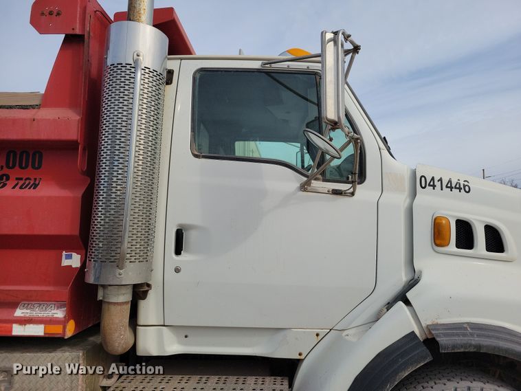 image for item NB9991 2006 Sterling L9500 dump truck